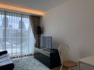 ปล่อยเช่า VIA 49 ใกล้รถไฟฟ้า BTS ทองหล่อ 1 ห้องนอน 1 ห้องน้ำ 50 ตาราง เฟอร์นิเจอร์ครบพร้อมเข้าอยู่