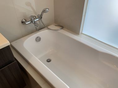 ปล่อยเช่า VIA 49 ใกล้รถไฟฟ้า BTS ทองหล่อ 1 ห้องนอน 1 ห้องน้ำ 50 ตาราง เฟอร์นิเจอร์ครบพร้อมเข้าอยู่