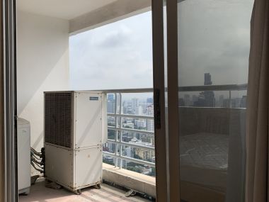 ** ขายด่วน! ** The Waterford Diamond พร้อมให้คุณเป็นเจ้าของ เพียง 6,300,000บาท รวมค่าใช้จ่ายทุกอย่าง 2 ห้องนอน 1 ห้องน้ำ 70ตรม. เฟอร์นิเจอร์ครบพร้อมเข้าอยู่