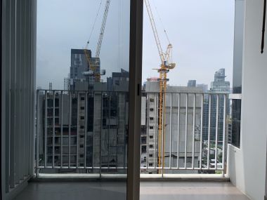 For rent at HQ Thonglor 1 Bedroom 1 Bathroom 45,000THB/month Fully furnished