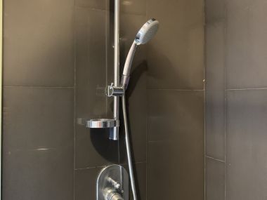 ปล่อยเช่า! Via 49 ในราคาเพียง 45,000บาท/เดือน 1 ห้องนอน 1 ห้องน้ำ 50ตรม. ใกล้ BTS ทองหล่อ เฟอร์นิเจอร์ครบพร้อมเข้าอยู่