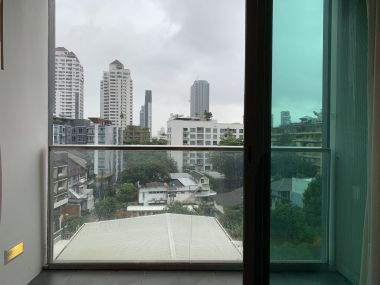 ปล่อยเช่า! Via 49 ในราคาเพียง 45,000บาท/เดือน 1 ห้องนอน 1 ห้องน้ำ 50ตรม. ใกล้ BTS ทองหล่อ เฟอร์นิเจอร์ครบพร้อมเข้าอยู่