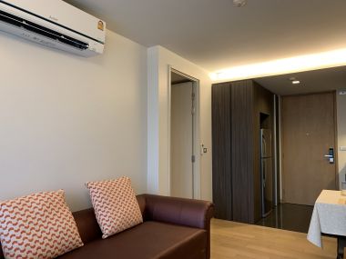 ปล่อยเช่า! Via 49 ในราคาเพียง 30,000บาท/เดือน 1 ห้องนอน 1 ห้องน้ำ 47ตรม. ใกล้ BTS ทองหล่อ เฟอร์นิเจอร์ครบพร้อมเข้าอยู่