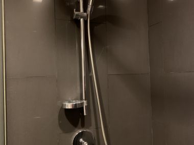 ปล่อยเช่า! Via 49 ในราคาเพียง 30,000บาท/เดือน 1 ห้องนอน 1 ห้องน้ำ 47ตรม. ใกล้ BTS ทองหล่อ เฟอร์นิเจอร์ครบพร้อมเข้าอยู่