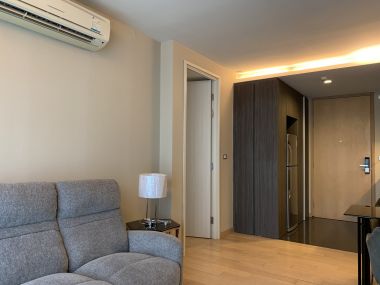 ปล่อยเช่า! Via 49 ในราคาเพียง 45,000บาท/เดือน 1 ห้องนอน 1 ห้องน้ำ 49ตรม. ใกล้ BTS ทองหล่อ เฟอร์นิเจอร์ครบพร้อมเข้าอยู่