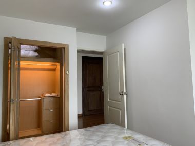 ให้เช่า! ! ! The Next Sukhumvit 52 1 ห้องนอน 45ตรม ใกล้ BTS อ่อนนุช เพียง 14, 000บาท/เดือน เฟอร์นิเจอร์ครบพร้อมเข้าอยู่ (ราคาต่อรองได้)