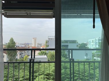 ให้เช่า! ! ! The Next Sukhumvit 52 1 ห้องนอน 45ตรม ใกล้ BTS อ่อนนุช เพียง 14, 000บาท/เดือน เฟอร์นิเจอร์ครบพร้อมเข้าอยู่ (ราคาต่อรองได้)