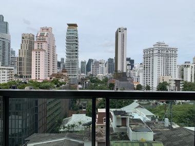 For rent at H Sukhumvit 43 1 Bedroom 1 Bathroom 30,000THB/Month Fully furnished