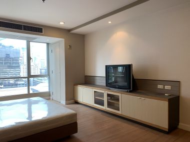 ปล่อยเช่า! เดอะ เทรนดี้ คอนโดมิเนียม ในราคาเพียง 38,000บาท/เดือน 2 ห้องนอน ขนาด 90ตรม. ใกล้ BTS นานา เฟอร์นิเจอร์ครบพร้อมเข้าอยู่