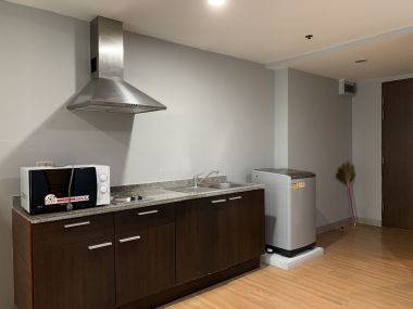 ปล่อยเช่า! เดอะ เทรนดี้ คอนโดมิเนียม ในราคาเพียง 30,000บาท/เดือน 1 ห้องนอน ขนาด 74ตรม. ใกล้ BTS นานา เฟอร์นิเจอร์ครบพร้อมเข้าอยู่