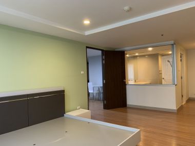 ปล่อยเช่า! เดอะ เทรนดี้ คอนโดมิเนียม ในราคาเพียง 30,000บาท/เดือน 1 ห้องนอน ขนาด 74ตรม. ใกล้ BTS นานา เฟอร์นิเจอร์ครบพร้อมเข้าอยู่