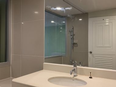 ปล่อยเช่า! เดอะ เทรนดี้ คอนโดมิเนียม ในราคาเพียง 30,000บาท/เดือน 1 ห้องนอน ขนาด 74ตรม. ใกล้ BTS นานา เฟอร์นิเจอร์ครบพร้อมเข้าอยู่