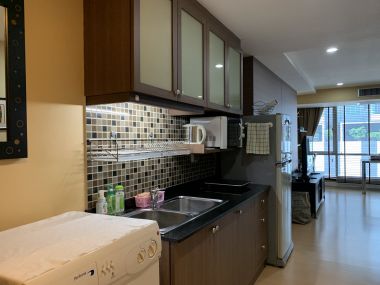 ปล่อยเช่า! เดอะ เทรนดี้ คอนโดมิเนียม ในราคาเพียง 20,000บาท/เดือน ห้องสตูดิโอ ขนาด 35ตรม. ใกล้ BTS นานา เฟอร์นิเจอร์ครบพร้อมเข้าอยู่