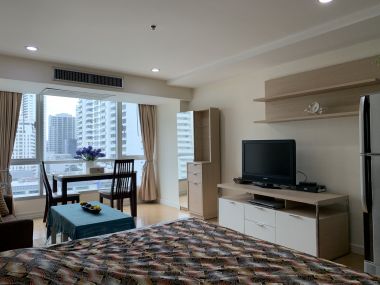 ปล่อยเช่า! เดอะ เทรนดี้ คอนโดมิเนียม ในราคาเพียง 18,000บาท/เดือน ห้องสตูดิโอ ขนาด 36ตรม. ใกล้ BTS นานา เฟอร์นิเจอร์ครบพร้อมเข้าอยู่