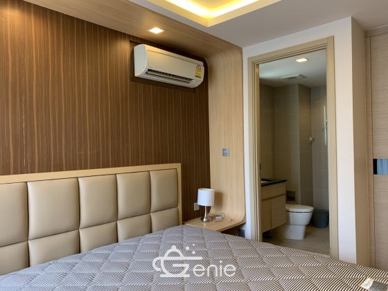 For sale/rent at Via Botani 6,960,000 Bath 1 Bedroom 1 Bathroom 35 sqm. 3th Floor pric 20,000THB/month Fully furnished