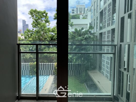 For sale/rent at Via Botani 6,960,000 Bath 1 Bedroom 1 Bathroom 35 sqm. 3th Floor pric 20,000THB/month Fully furnished