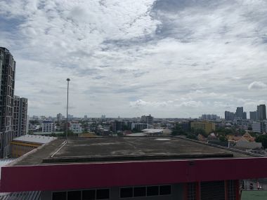 สุดคุ้ม! Noble Reveal ปล่อยเช่า ในราคาเพียง 15,000บาท/เดือน สตูดิโอ 1 ห้องน้ำ 32 ตรม. ชั้น 10 ใกล้ BTS เอกมัย เฟอร์นิเจอร์ครบพร้อมเข้าอยู่