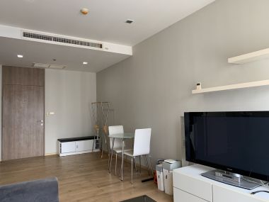 สุดคุ้ม! Noble Reveal ปล่อยเช่า ในราคาเพียง 35,000บาท/เดือน 1 ห้องนอน 1 ห้องน้ำ 48 ตรม. ชั้น 26 ใกล้ BTS เอกมัย เฟอร์นิเจอร์ครบพร้อมเข้าอยู่