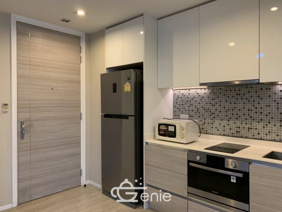 For rent at The Room Sukhumvit 21 1 Bedroom 1 Bathroom 20,000THB/month Fully furnished