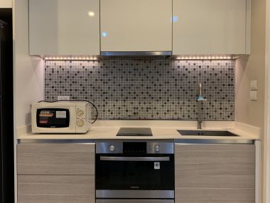 คอนโดให้เช่า The Room Sukhumvit 21 เพียง 20,000บาท/เดือน 1 ห้องนอน 1 ห้องน้ำ 35 ตรม. เฟอร์นิเจอร์ครบพร้อมเข้าอยู่