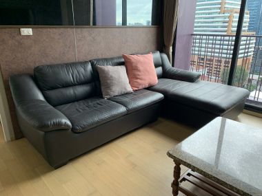 สุดคุ้ม! Noble Reveal ปล่อยเช่า ในราคาเพียง 28,000บาท/เดือน 1 ห้องนอน 1 ห้องน้ำ 48 ตรม. ใกล้ BTS เอกมัย เฟอร์นิเจอร์ครบพร้อมเข้าอยู่