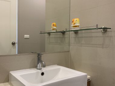 สุดคุ้ม! Noble Reveal ปล่อยเช่า ในราคาเพียง 28,000บาท/เดือน 1 ห้องนอน 1 ห้องน้ำ 48 ตรม. ใกล้ BTS เอกมัย เฟอร์นิเจอร์ครบพร้อมเข้าอยู่