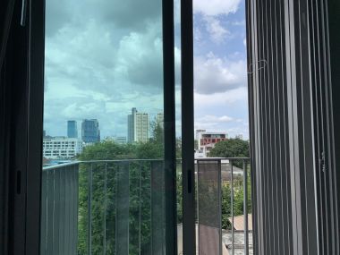 คอนโดให้เช่า Ceil by Sansiri เพียง 22,000บาท/เดือน 1 ห้องนอน 1 ห้องน้ำ 47 ตรม. ใกล้ BTS เอกมัย เฟอร์นิเจอร์ครบพร้อมเข้าอยู่