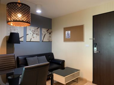 ขาย/เช่า Chateau In Town Sukhumvit 62/1 ขนาด 1 ห้องนอน 1 ห้องน้ำ 32ตรม. ใกล้ BTS บางจาก เฟอร์นิเจอร์ครบพร้อมเข้าอยู่