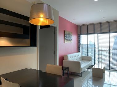 ** HOT ** Noble Remix ให้เช่า ในราคาเพียง 35, 000บาท/เดือน 1 ห้องนอน 34ตรม. ชั้นสูง++ วิวสวย ห้องใหญ่อยู่สบาย คอนโดเสย BTS ทองหล่อ เฟอร์นิเจอร์ครบพร้อมเข้าอยู่