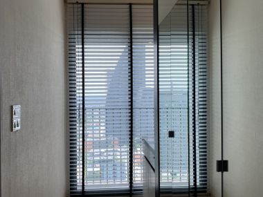 ** HOT ** Noble Remix ให้เช่า ในราคาเพียง 35, 000บาท/เดือน 1 ห้องนอน 34ตรม. ชั้นสูง++ วิวสวย ห้องใหญ่อยู่สบาย คอนโดเสย BTS ทองหล่อ เฟอร์นิเจอร์ครบพร้อมเข้าอยู่