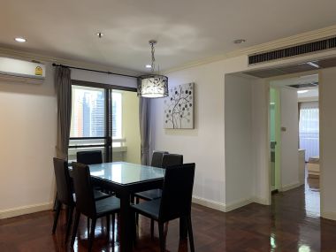 ขาย/เช่า!! Baan Suanpetch 2 ห้องนอน 140 ตรม. ราคา 23,600,000 ใกล้ BTS พร้อมพงษ์ เช่าเพียง 50,000 บาท/เดือน เฟอร์นิเจอร์ครบพร้อมเข้าอยู่