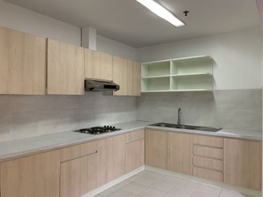 ขาย/เช่า!! Baan Suanpetch 2 ห้องนอน 140 ตรม. ราคา 23,600,000 ใกล้ BTS พร้อมพงษ์ เช่าเพียง 50,000 บาท/เดือน เฟอร์นิเจอร์ครบพร้อมเข้าอยู่