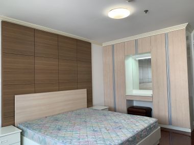 ขาย/เช่า!! Baan Suanpetch 2 ห้องนอน 140 ตรม. ราคา 23,600,000 ใกล้ BTS พร้อมพงษ์ เช่าเพียง 50,000 บาท/เดือน เฟอร์นิเจอร์ครบพร้อมเข้าอยู่