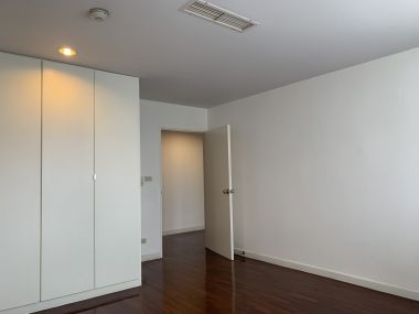 ปล่อยเช่า! La Cascade ในราคาเพียง 150,000บาท/เดือน 4 ห้องนอน 3 ห้องน้ำ ขนาด 363ตรม. ใกล้รถไฟฟ้า BTS ทองหล่อ เฟอร์นิเจอร์ครบพร้อมเข้าอยู่