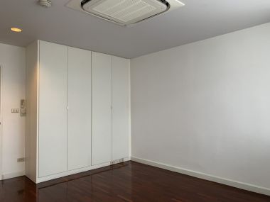 ปล่อยเช่า! La Cascade ในราคาเพียง 150,000บาท/เดือน 4 ห้องนอน 3 ห้องน้ำ ขนาด 363ตรม. ใกล้รถไฟฟ้า BTS ทองหล่อ เฟอร์นิเจอร์ครบพร้อมเข้าอยู่