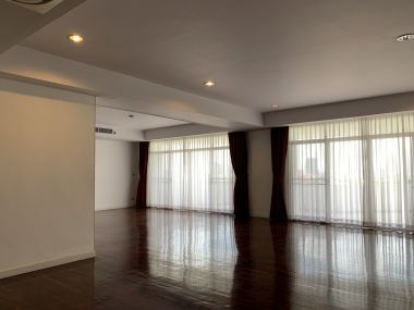 ปล่อยเช่า! La Cascade ในราคาเพียง 150,000บาท/เดือน 4 ห้องนอน 3 ห้องน้ำ ขนาด 363ตรม. ใกล้รถไฟฟ้า BTS ทองหล่อ เฟอร์นิเจอร์ครบพร้อมเข้าอยู่