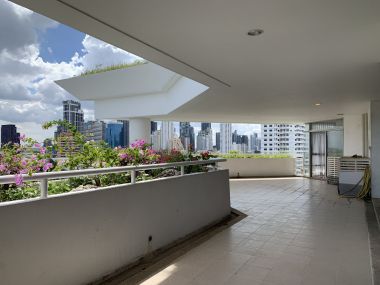 ปล่อยเช่า! La Cascade ในราคาเพียง 150,000บาท/เดือน 4 ห้องนอน 3 ห้องน้ำ ขนาด 363ตรม. ใกล้รถไฟฟ้า BTS ทองหล่อ เฟอร์นิเจอร์ครบพร้อมเข้าอยู่