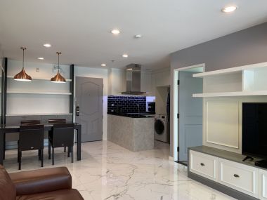 คอนโดให้เช่า Serene Place Sukhumvit 24 ขนาด 2 ห้องนอน 2 ห้องน้ำ 80 ตรม. ใกล้ BTS พร้อมพงษ์ เฟอร์นิเจอร์ครบพร้อมเข้าอยู่