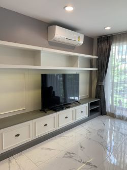 For rent at Serene Place Sukhumvit 24 2 Bedroom 2 Bathroom 35, 00THB/month Fully furnished