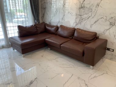 คอนโดให้เช่า Serene Place Sukhumvit 24 ขนาด 2 ห้องนอน 2 ห้องน้ำ 80 ตรม. ใกล้ BTS พร้อมพงษ์ เฟอร์นิเจอร์ครบพร้อมเข้าอยู่