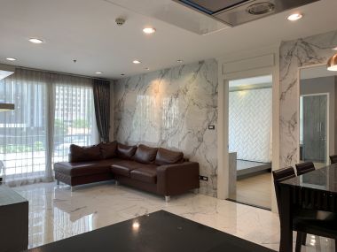 คอนโดให้เช่า Serene Place Sukhumvit 24 ขนาด 2 ห้องนอน 2 ห้องน้ำ 80 ตรม. ใกล้ BTS พร้อมพงษ์ เฟอร์นิเจอร์ครบพร้อมเข้าอยู่