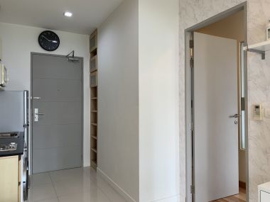 For rent at Ideo Verve 1 Bedroom 1 Bathroom 15,000THB/month Fully furnished (can negotiate)