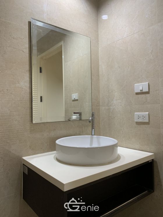 ปล่อยเช่า! !! Central City East Tower ในราคาเพียง 32,000บาท/เดือน 2 ห้องนอน 2 ห้องน้ำ 135ตรม. ใกล้ BTS บางนา เฟอร์นิเจอร์ครบพร้อมเข้าอยู่