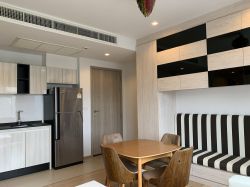 For rent at HQ Thonglor 2 Bedroom 2 Bathroom 45,000THB/month Fully furnished