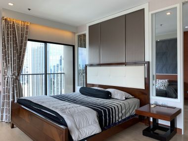 Hot Deal! ! ! For rent! at Noble Refine 1 Bedroom 1 Bathroom 32, 000THB/month Fully furnished (can negotiate)