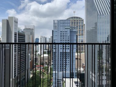 Hot Deal! ! ! For rent! at Noble Refine 1 Bedroom 1 Bathroom 32, 000THB/month Fully furnished (can negotiate)