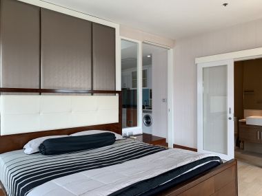 Hot Deal! ! ! For rent! at Noble Refine 1 Bedroom 1 Bathroom 32, 000THB/month Fully furnished (can negotiate)