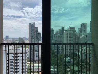 Hot Deal! ! ! For rent! at Noble Refine 1 Bedroom 1 Bathroom 32, 000THB/month Fully furnished (can negotiate)