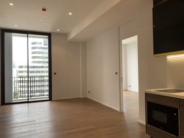 For sale at MUNIQ Langsuan 1 Bedroom 1 Bathroom 17,500,000MB Fully furnished