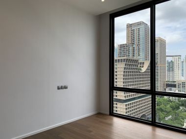 For sale at MUNIQ Langsuan 1 Bedroom 1 Bathroom 17,500,000MB Fully furnished